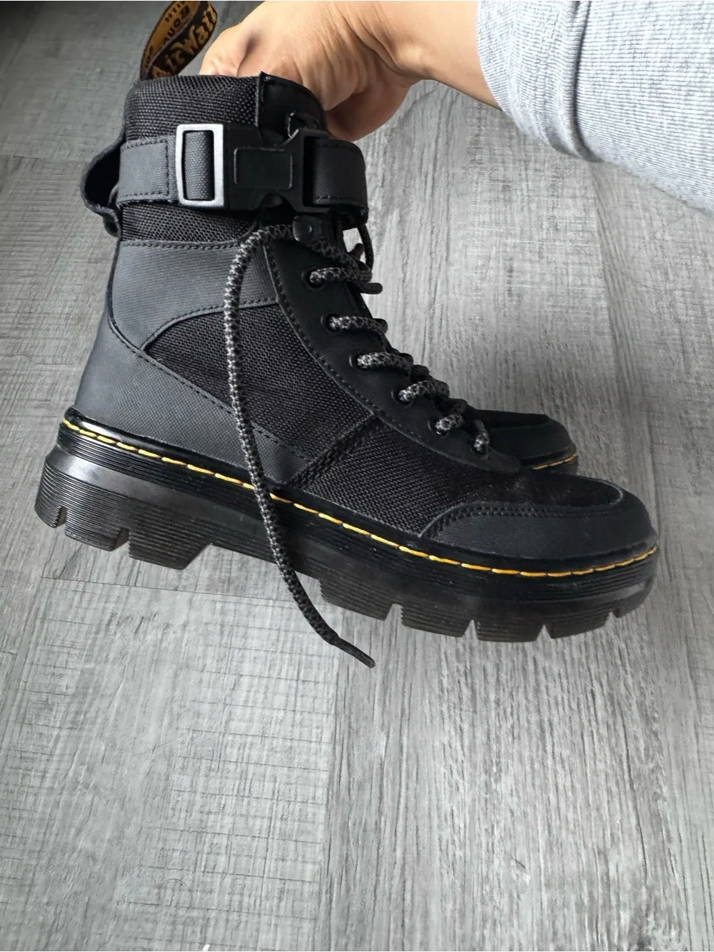 Dr. Martens sturdy black